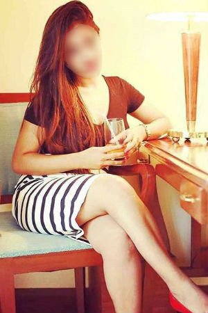 Ashna Ahuja thane Call Girl